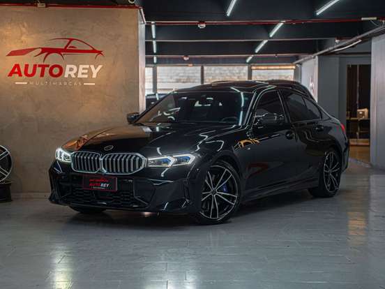 BMW-320i-2023