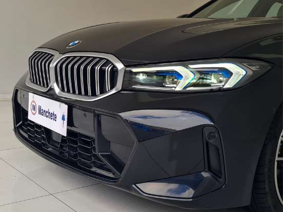 BMW-320i-2024