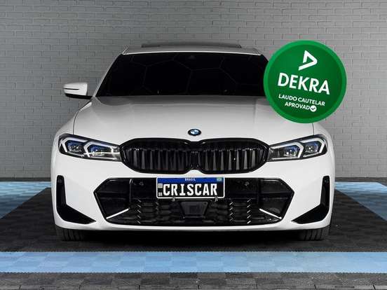 BMW-320i-2023