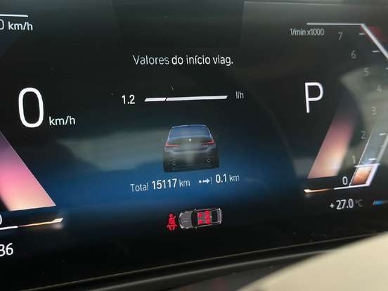 BMW-320i-2023