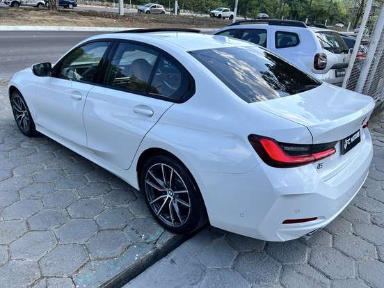 BMW-320i-2.0 16V TURBO FLEX SPORT GP AUTOMÁTICO BMW-320i-2024