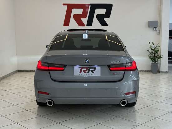 BMW-320i-2.0 16V TURBO FLEX SPORT GP AUTOMÁTICO BMW-320i-2023
