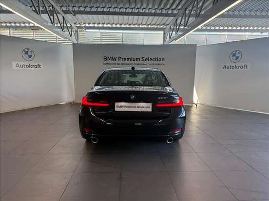 BMW-320i-2025
