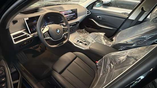 BMW-320i-2025