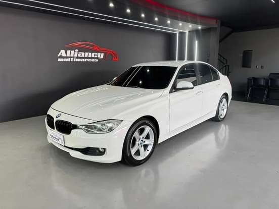 BMW-320i-2013