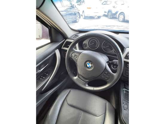 BMW-320i-2.0 16V TURBO GASOLINA 4P AUTOMÁTICO BMW-320i-2013