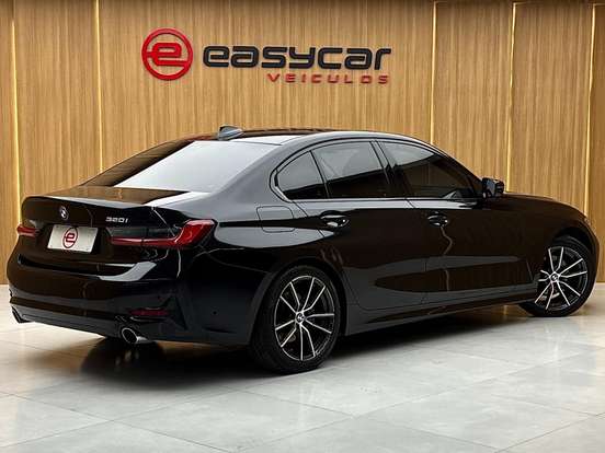 BMW-320i-2.0 16V TURBO GASOLINA M SPORT AUTOMÁTICO BMW-320i-2020
