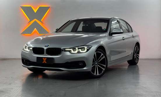 BMW-320i-2018