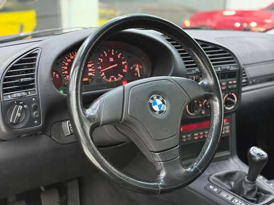 BMW-325i-2.5 SEDAN 24V GASOLINA 4P MANUAL BMW-325i-1995