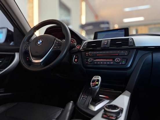 BMW-328i-2.0 GP 16V GASOLINA 4P AUTOMÁTICO BMW-328i-2013