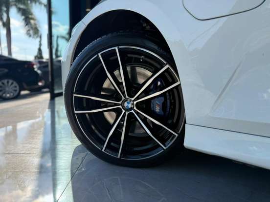 BMW-330e-2.0 16V TURBO HÍBRIDO M SPORT AUTOMÁTICO BMW-330e-2021