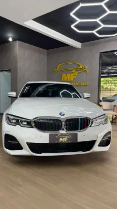 BMW 330i 2.0 16V TURBO GASOLINA M SPORT AUTOMÁTICO
