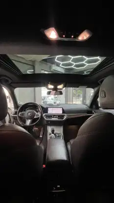 BMW-330i-2020