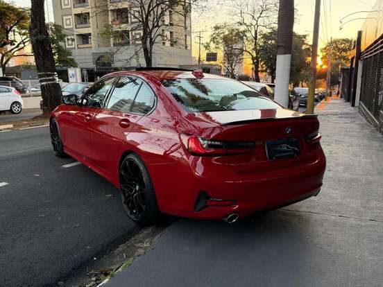 BMW-330i-2.0 16V TURBO GASOLINA M SPORT AUTOMÁTICO BMW-330i-2019