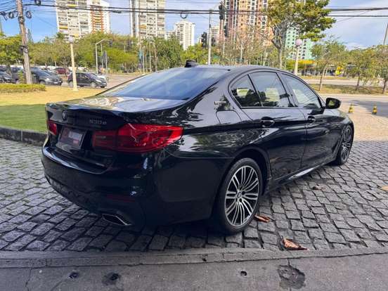BMW-530e-2.0 16V TWINPOWER HÍBRIDO M SPORT AUTOMÁTICO BMW-530e-2018