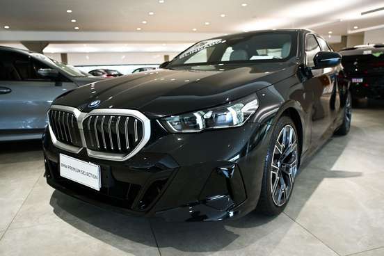 BMW-530e-2025