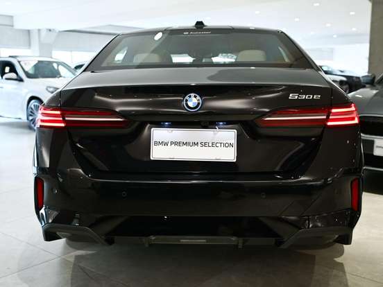 BMW-530e-2.0 TWINPOWER PHEV M SPORT AUTOMÁTICO BMW-530e-2025