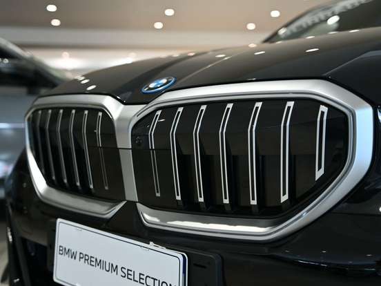 BMW-530e-2.0 TWINPOWER PHEV M SPORT AUTOMÁTICO BMW-530e-2025