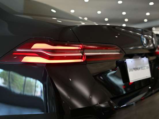 BMW-530e-2.0 TWINPOWER PHEV M SPORT AUTOMÁTICO BMW-530e-2025