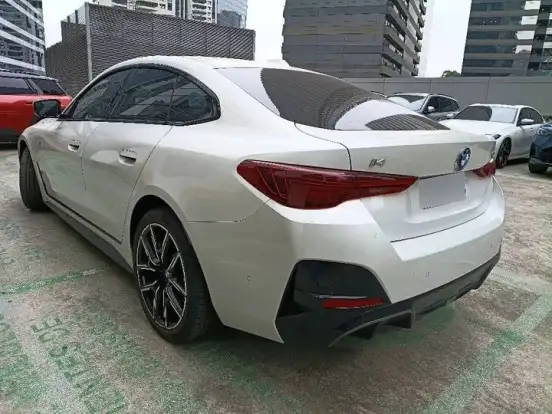 BMW-I4-2024
