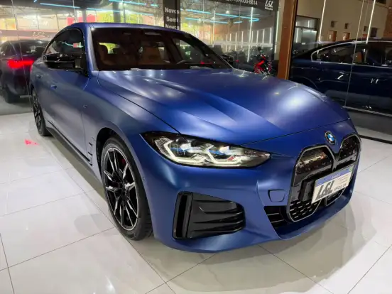 BMW-I4-2023
