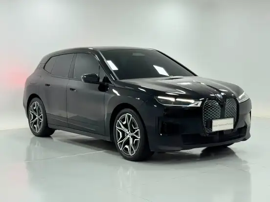 BMW-iX-2024