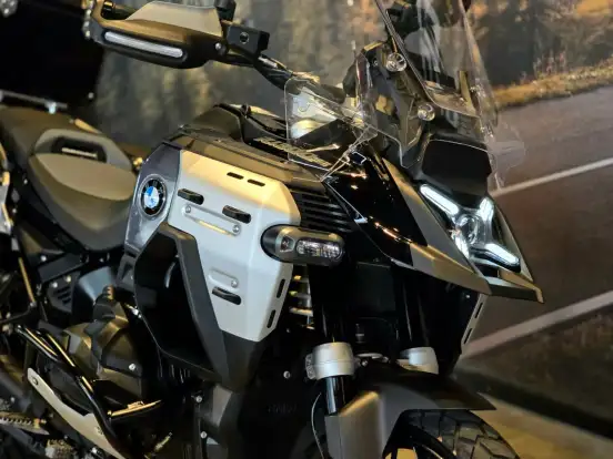 BMW-R 1300 GS ADVENTURE TRIPLE BLACK BMW-R 1300 GS ADVENTURE TRIPLE BLACK-2026