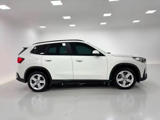 BMW-X1-1.5 12V TURBO GASOLINA SDRIVE18I GP STEPTRONIC BMW-X1-2023