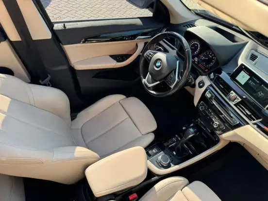 BMW-X1-2.0 16V TURBO ACTIVEFLEX SDRIVE20I X-LINE 4P AUTOMÁTICO BMW-X1-2019