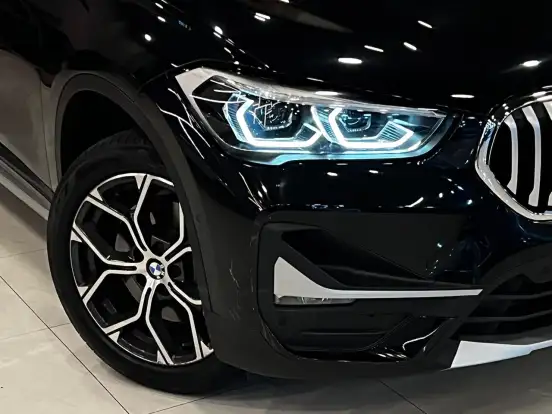 BMW-X1-2.0 16V TURBO ACTIVEFLEX SDRIVE20I X-LINE 4P AUTOMÁTICO BMW-X1-2020
