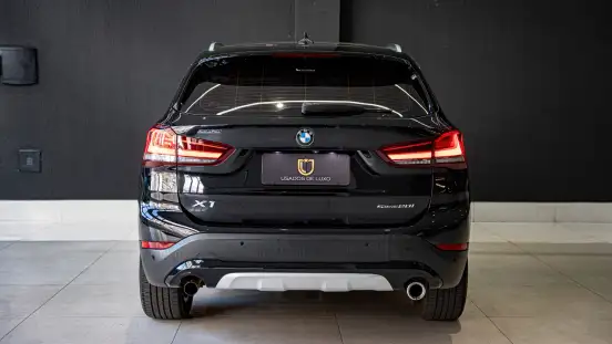 BMW-X1-2020