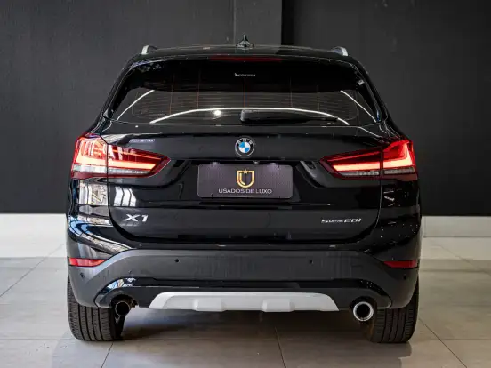 BMW-X1-2.0 16V TURBO ACTIVEFLEX SDRIVE20I X-LINE 4P AUTOMÁTICO BMW-X1-2020