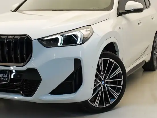 BMW-X1-2.0 16V TURBO GASOLINA SDRIVE20I M SPORT STEPTRONIC BMW-X1-2024