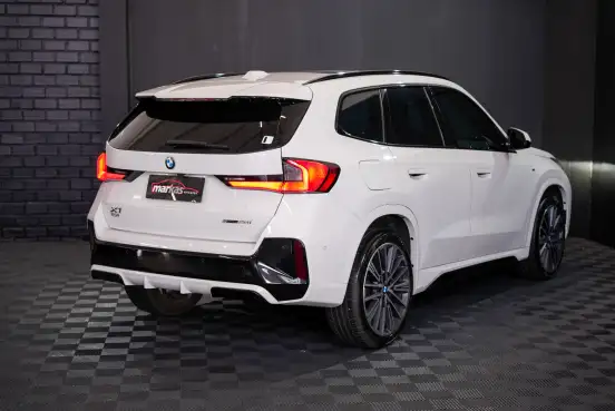 BMW-X1-2023