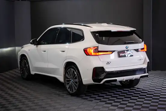 BMW-X1-2023