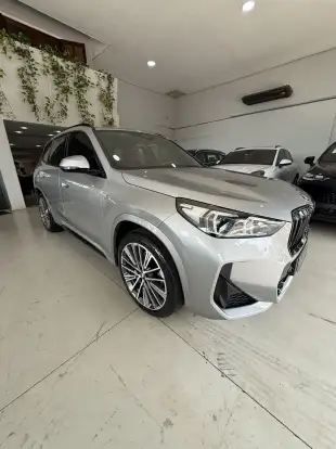 BMW-X1-2023