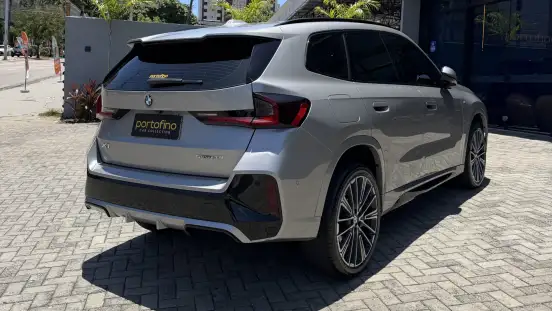 BMW-X1-2024