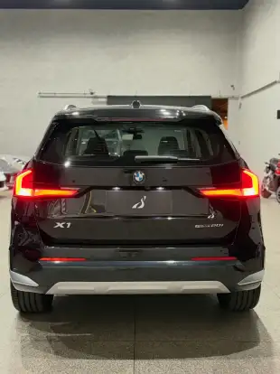 BMW-X1-2023