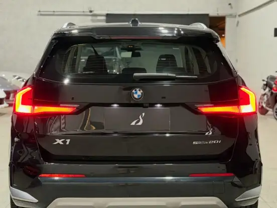 BMW-X1-2.0 16V TURBO GASOLINA SDRIVE20I X-LINE STEPTRONIC BMW-X1-2023