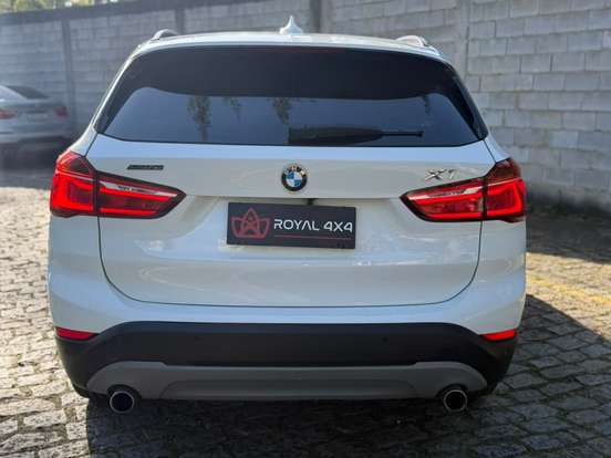 BMW-X1-2017
