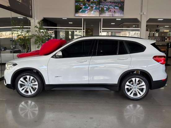 BMW-X1-2016