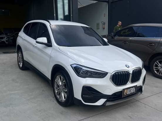 BMW-X1-2021