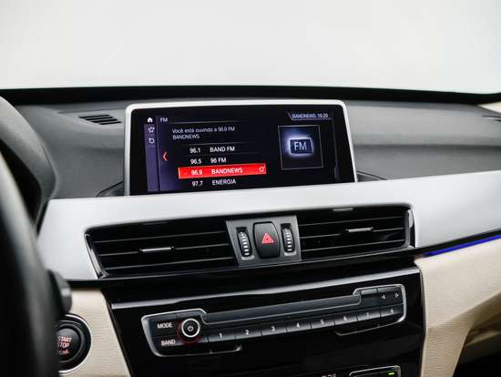 BMW-X1-2021