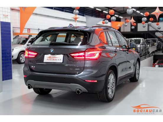 BMW-X1-2.0 16V TURBO ACTIVEFLEX SDRIVE20I GP 4P AUTOMÁTICO BMW-X1-2018