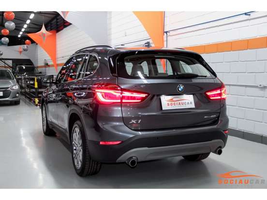 BMW-X1-2.0 16V TURBO ACTIVEFLEX SDRIVE20I GP 4P AUTOMÁTICO BMW-X1-2018
