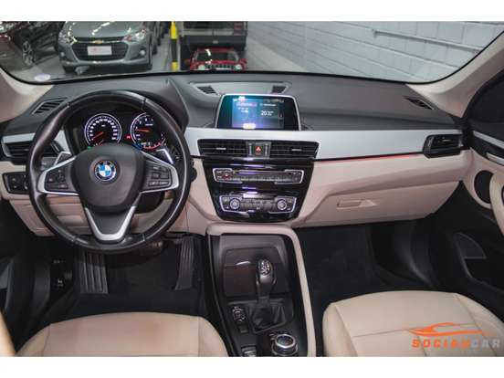 BMW-X1-2.0 16V TURBO ACTIVEFLEX SDRIVE20I GP 4P AUTOMÁTICO BMW-X1-2018