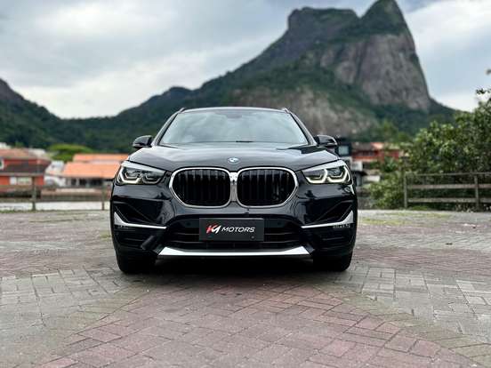 BMW-X1-2.0 16V TURBO ACTIVEFLEX SDRIVE20I X-LINE 4P AUTOMÁTICO BMW-X1-2019