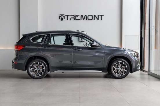 BMW-X1-2021