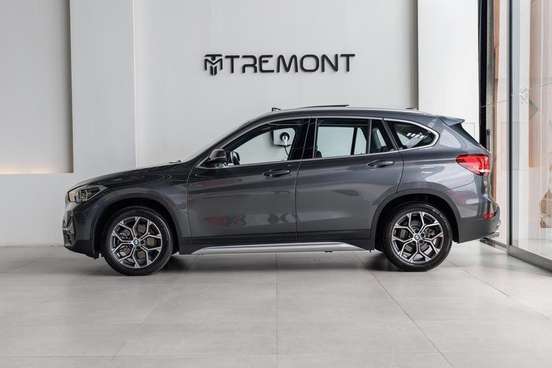 BMW-X1-2021