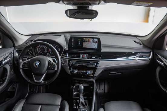 BMW-X1-2021